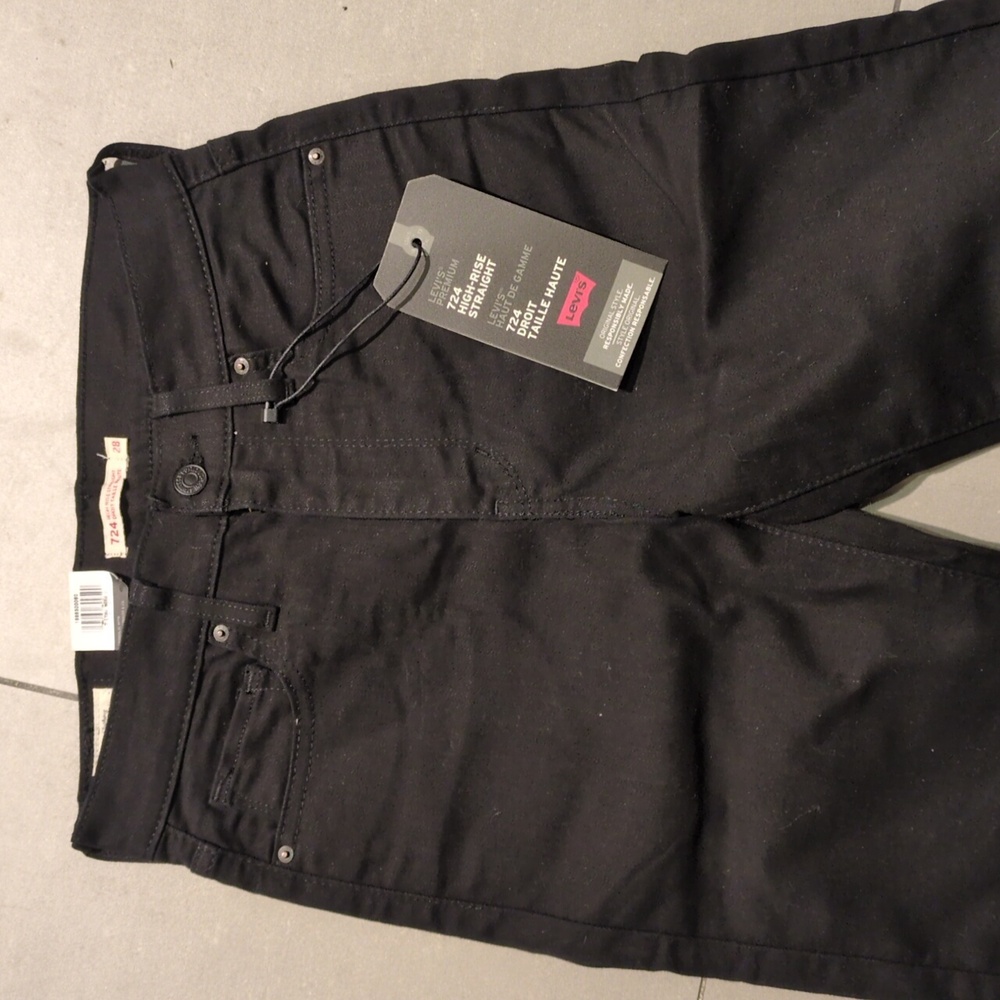 Levis High-rise slim straight 28